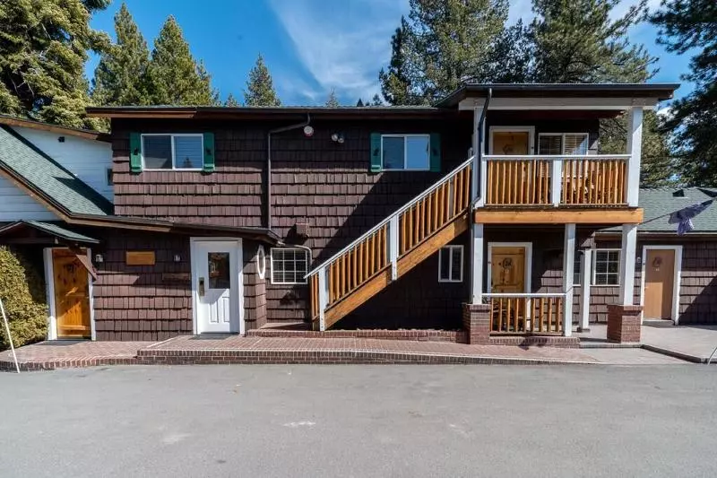 Курорт Red Wolf Lakeside Lodge