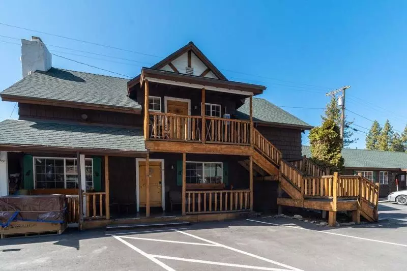 Курорт Red Wolf Lakeside Lodge