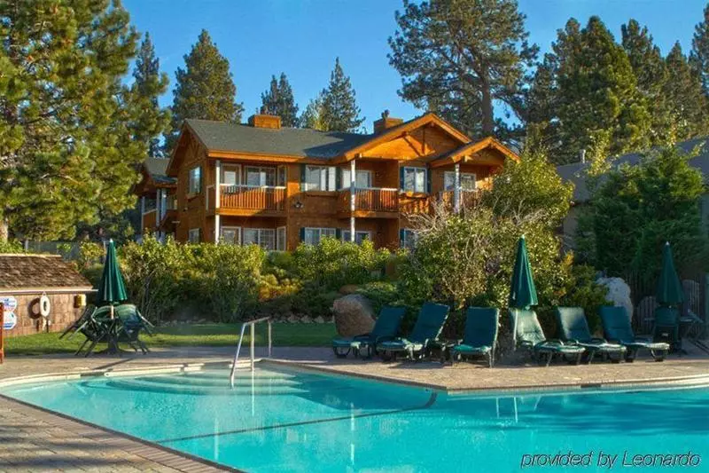 Курорт Red Wolf Lakeside Lodge