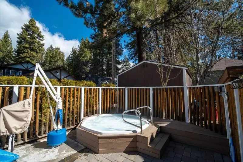 Курорт Red Wolf Lakeside Lodge