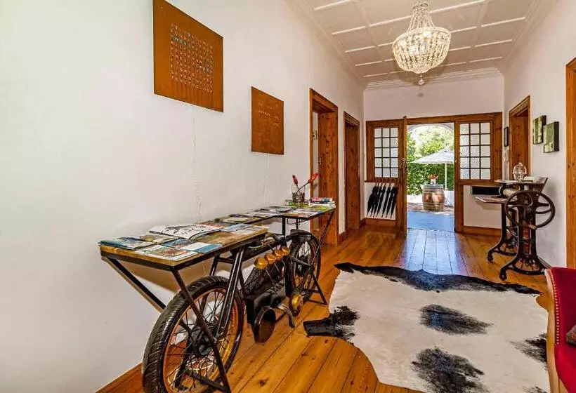 Aamiaismajoitus (B&B) La Bonne Auberge