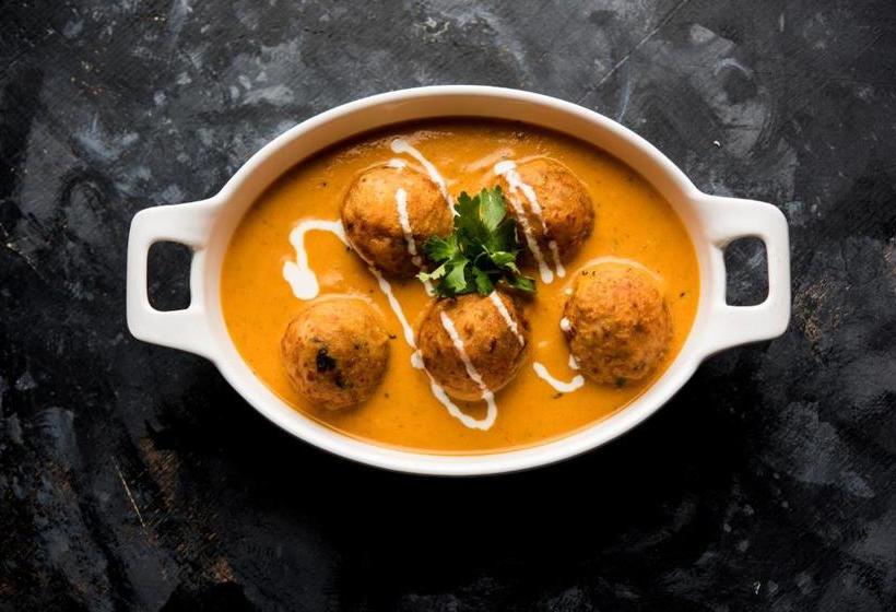 هتل Oyo 63634 Royale Avenue