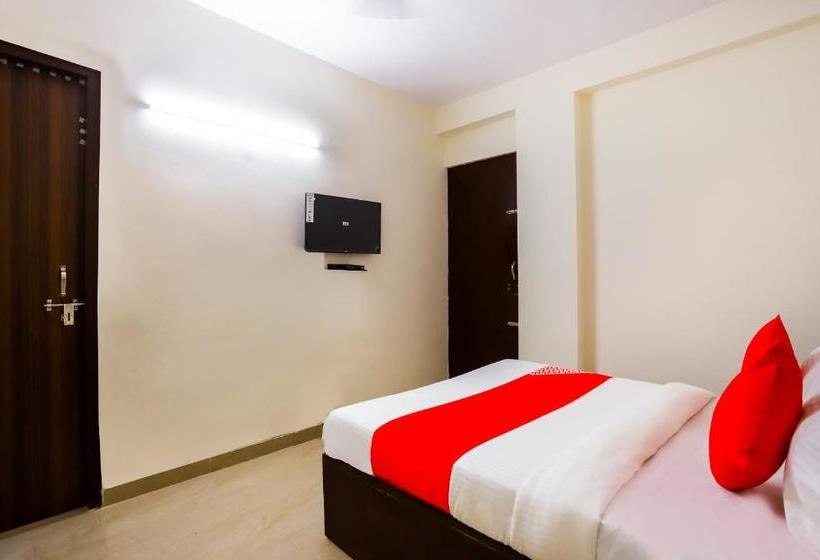 هتل Oyo 63634 Royale Avenue