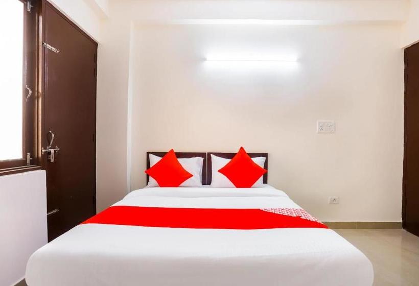 هتل Oyo 63634 Royale Avenue