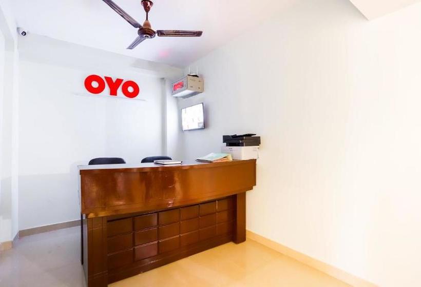 هتل Oyo 63634 Royale Avenue