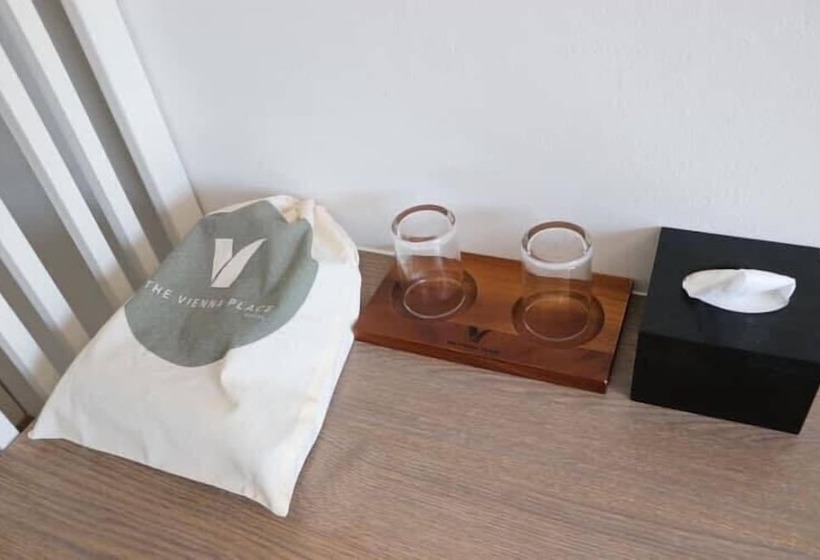 Отель The Vienna Place