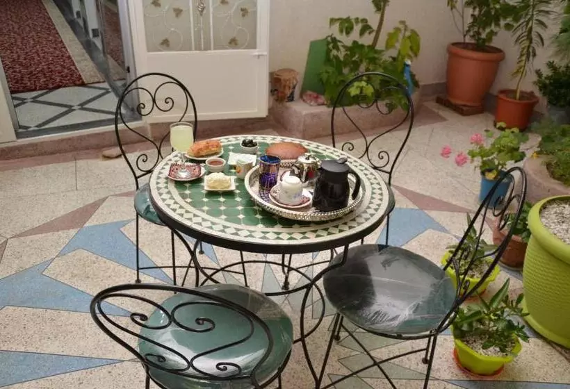 Majatalo Gite El Menzeh