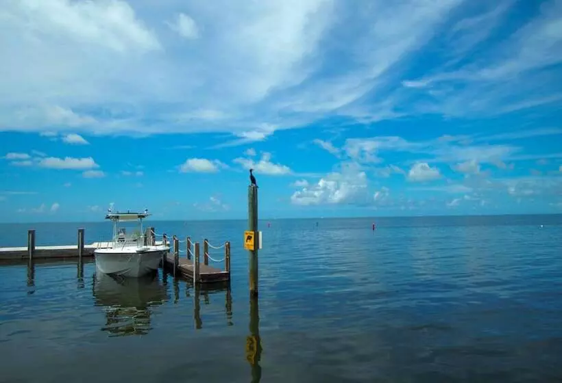 Ragged Edge Resort & Marina