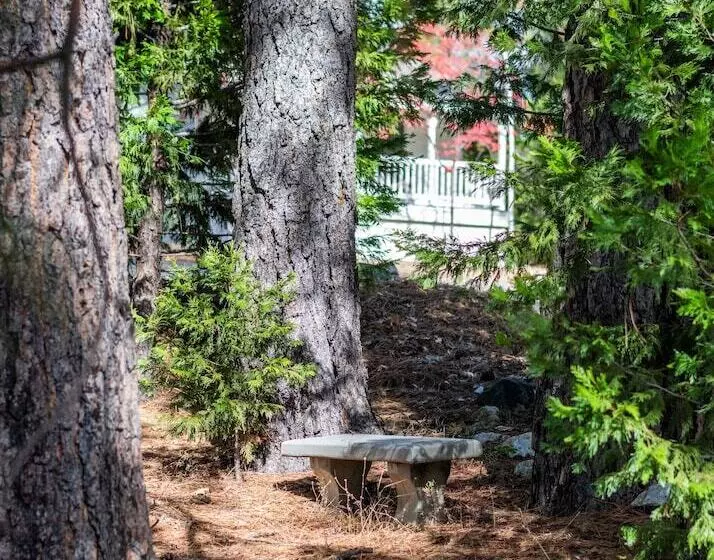 Hotelli Inn At Sugar Pine Ranch