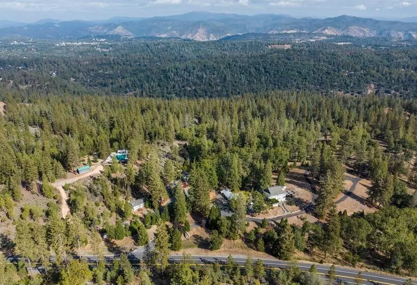 Hotelli Inn At Sugar Pine Ranch