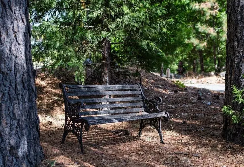 Hotelli Inn At Sugar Pine Ranch