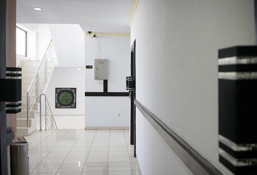 בית מלון כפרי Oyo 2291  Bahagia