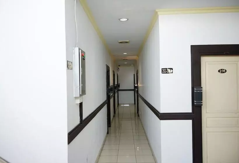 ホテル Oyo 2291  Bahagia