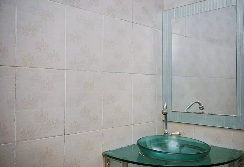 ホテル Oyo 2291  Bahagia