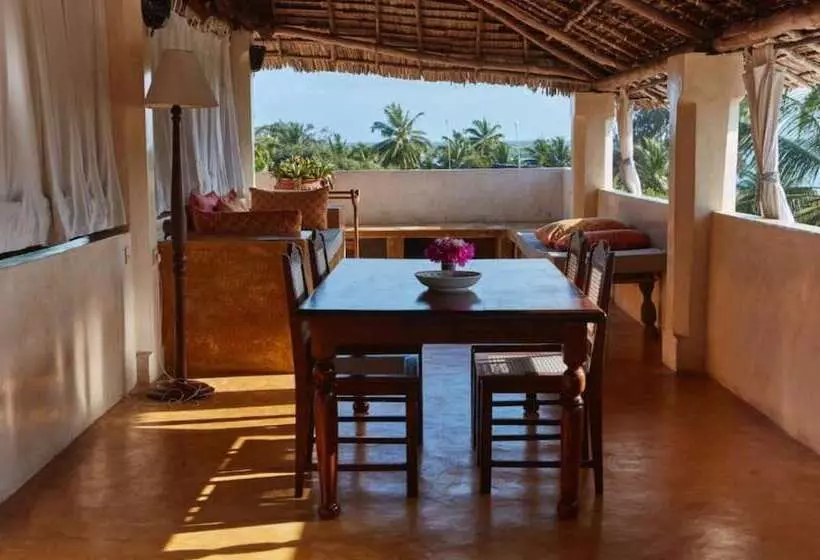 هاستل Banana House And Wellness Centre