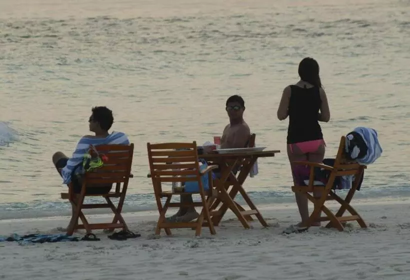 هتل Rasdhoo Wave Blue