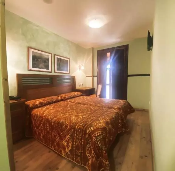 ホテル Rural El Verdenal