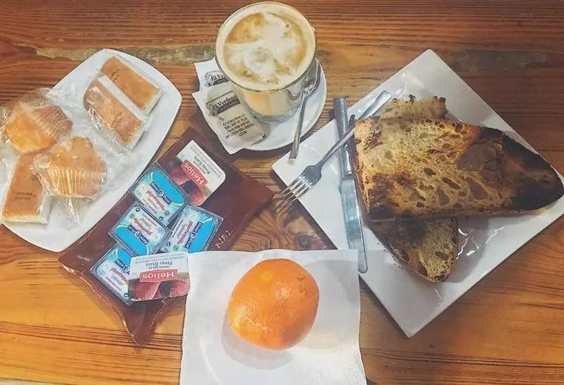 ホテル Rural El Verdenal