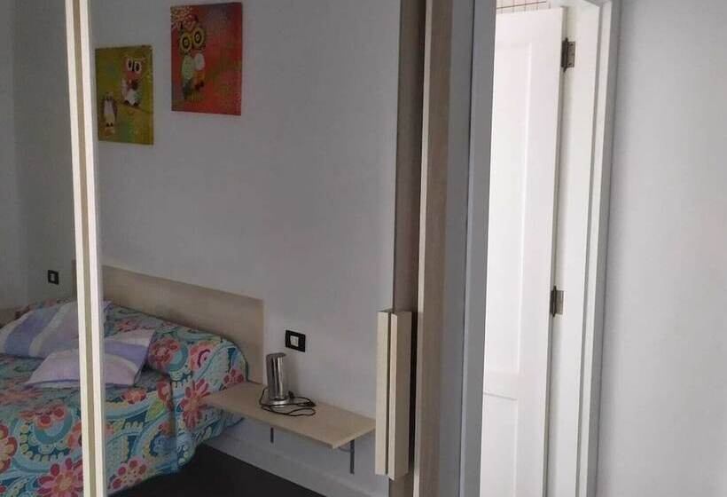 پانسیون The Blue House