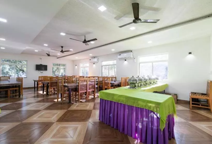 ホテル Capital O 69388 Bright View Cottage