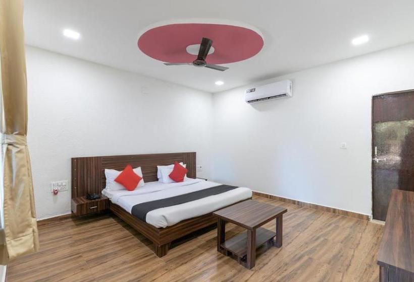 فندق Capital O 69388 Bright View Cottage