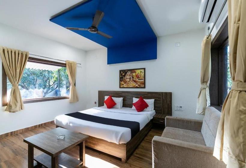 فندق Capital O 69388 Bright View Cottage