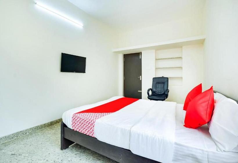 Hotel Oyo 68880 Arudhra Inn