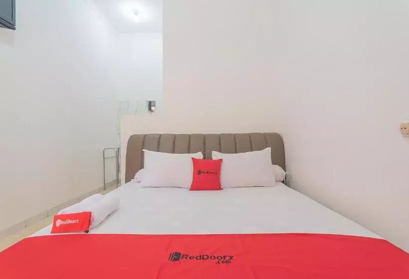 Majatalo Reddoorz Resort Syariah @ Batu Apung Purwakarta