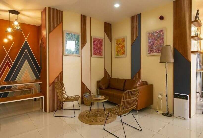 The Teepee Place Hostel & Residence Inn