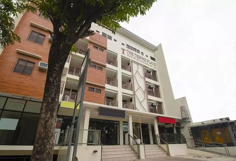 The Teepee Place Hostel & Residence Inn