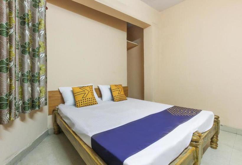 Hotelli Spot On 67258 Sri Ranga Lodge