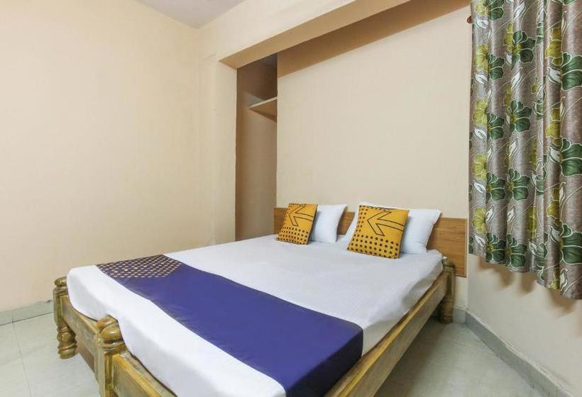 Hotelli Spot On 67258 Sri Ranga Lodge