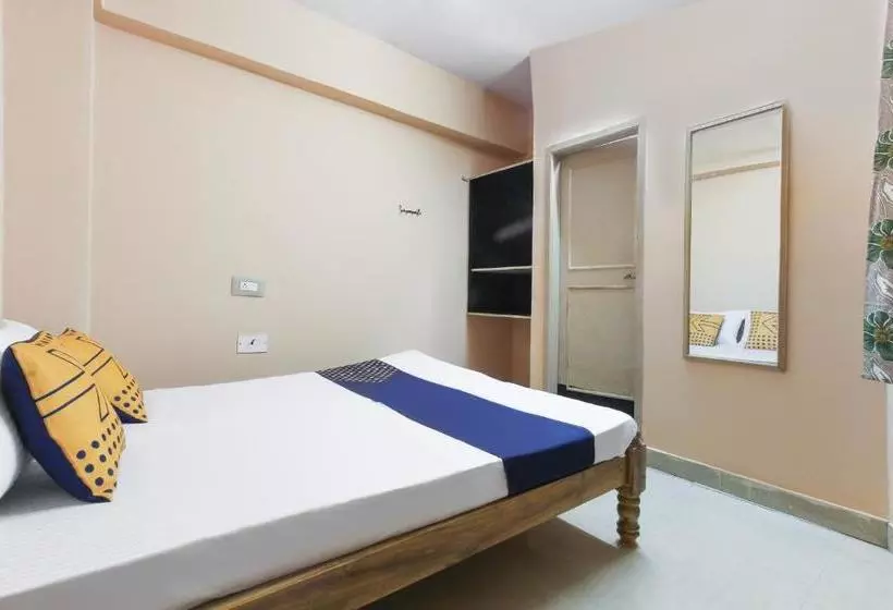 ホテル Spot On 67258 Sri Ranga Lodge