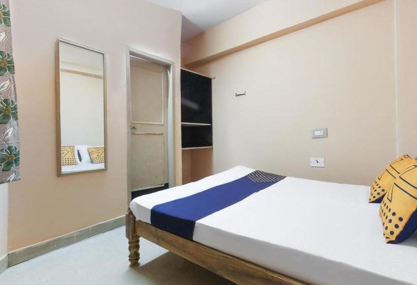 Hotelli Spot On 67258 Sri Ranga Lodge