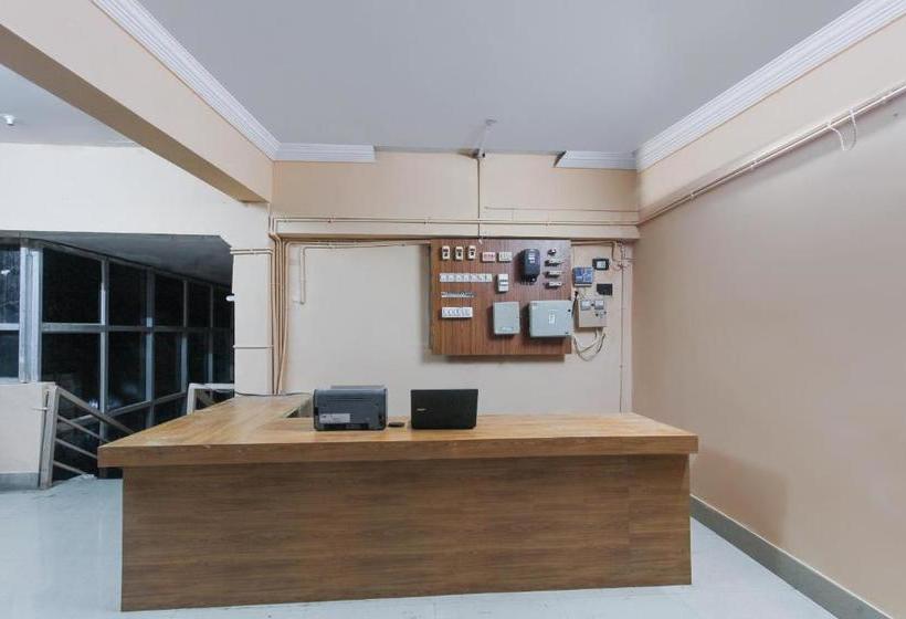 Hotelli Spot On 67258 Sri Ranga Lodge