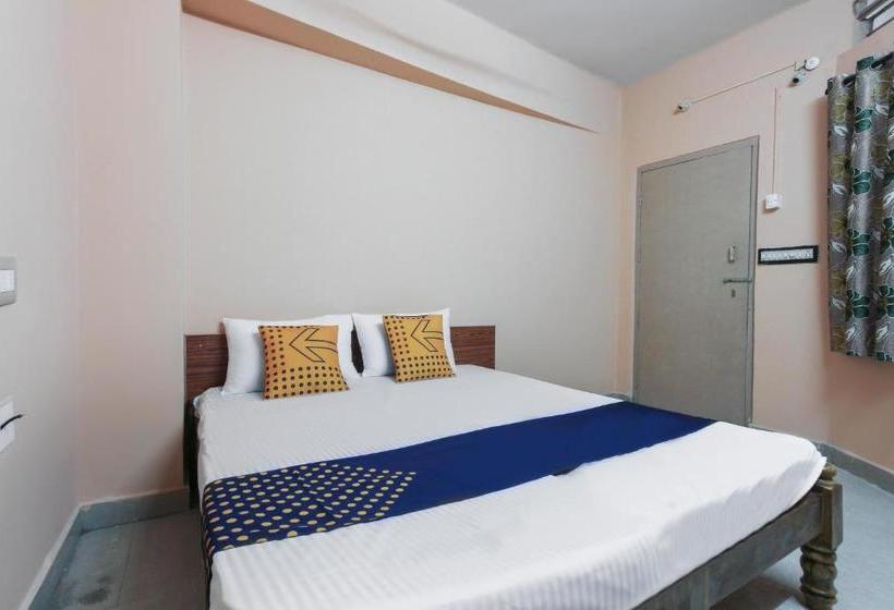 Hotelli Spot On 67258 Sri Ranga Lodge