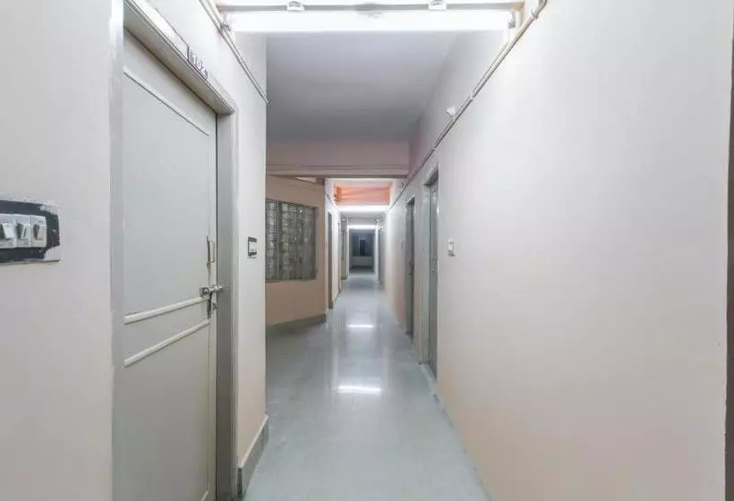 ホテル Spot On 67258 Sri Ranga Lodge