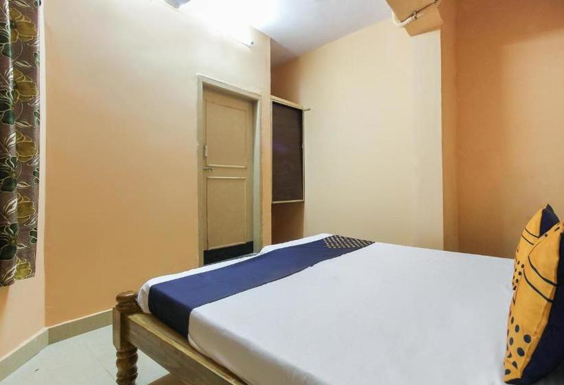 Hotelli Spot On 67258 Sri Ranga Lodge