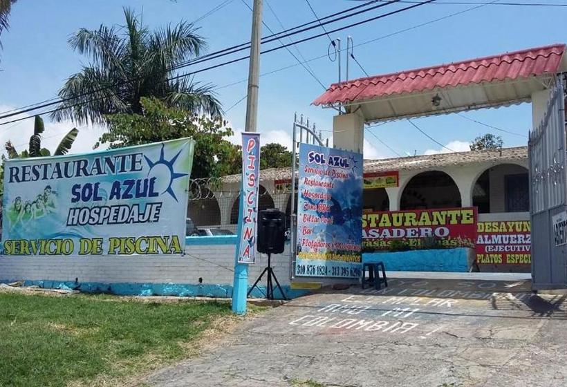 Majatalo Piscina Sol Azul