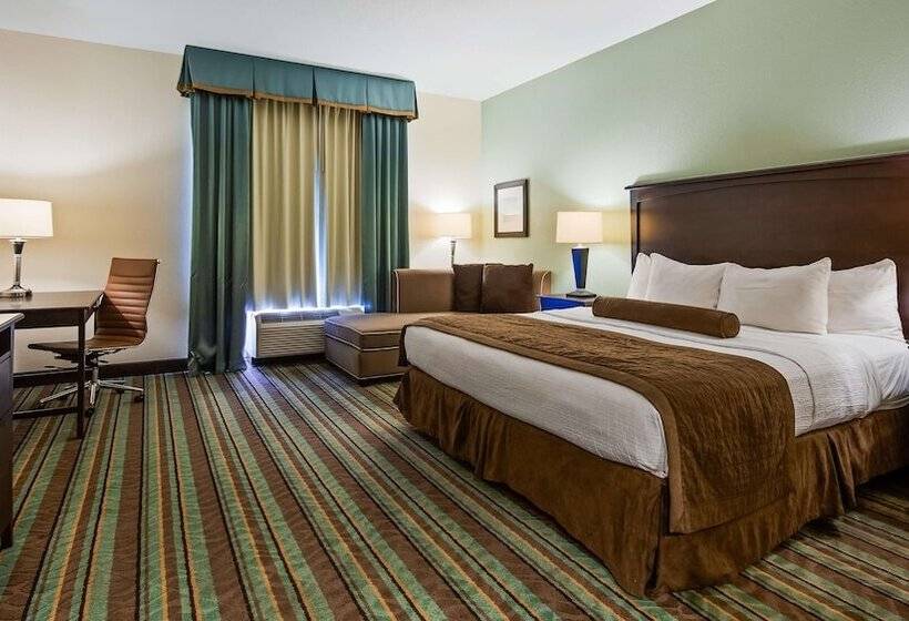 호텔 Best Western Plus Chain Of Lakes Inn & Suites