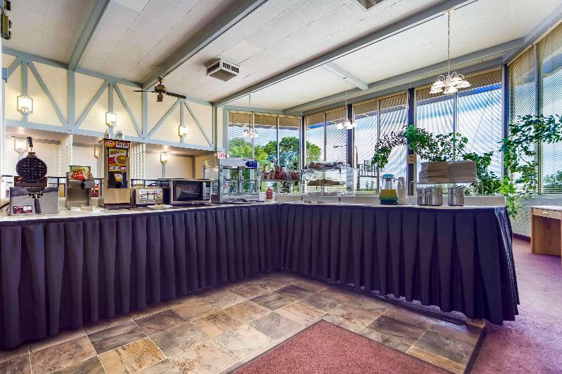 酒店 Hospitality Inn