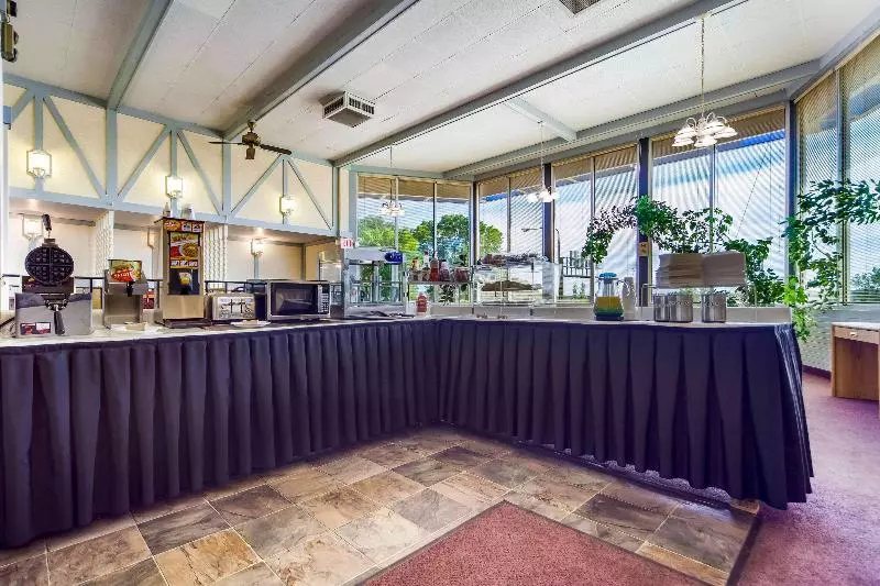 ホテル Hospitality Inn