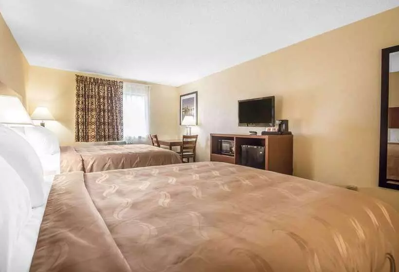 فندق Quality Inn Janesville North