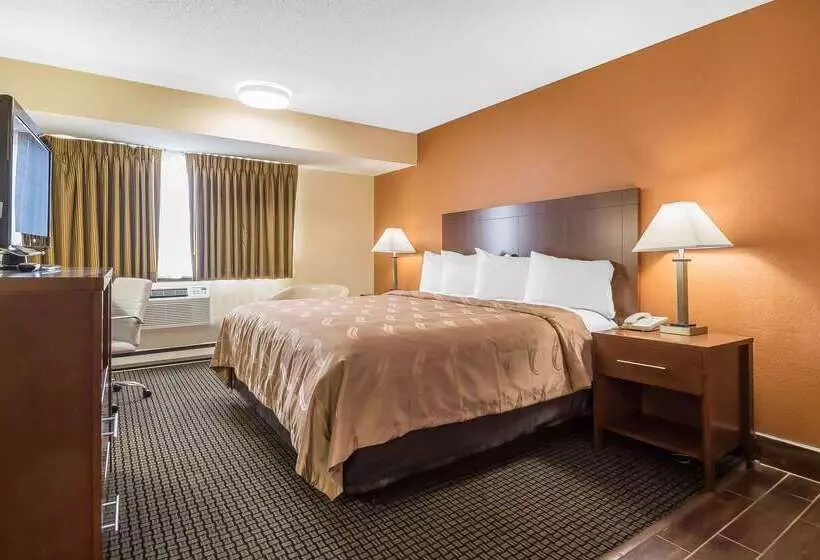 فندق Quality Inn Janesville North