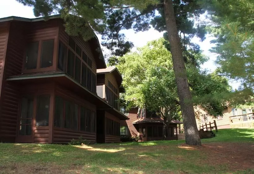 ホテル Ruttger S Bay Lake Resort