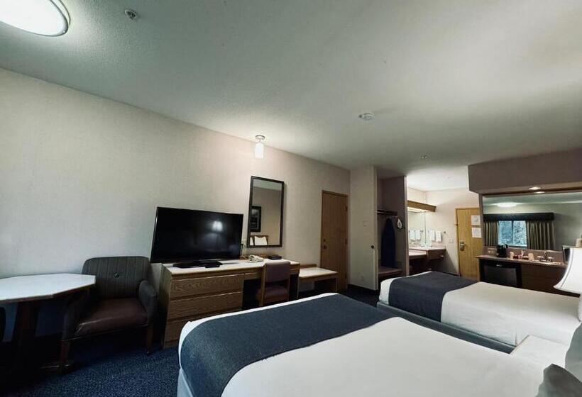 Отель The Tillamook Inn