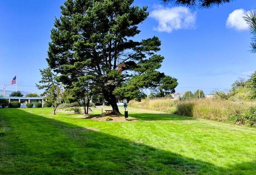 Отель The Tillamook Inn