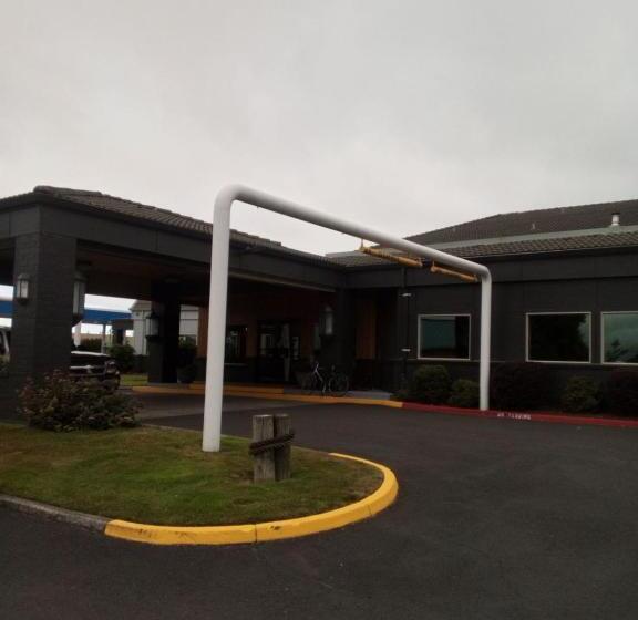 Отель The Tillamook Inn