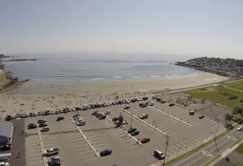 Sands By The Sea Motel