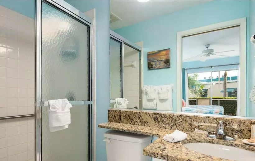 Sanibel Arms West Condominiums